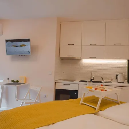 B&p Apartment Warna